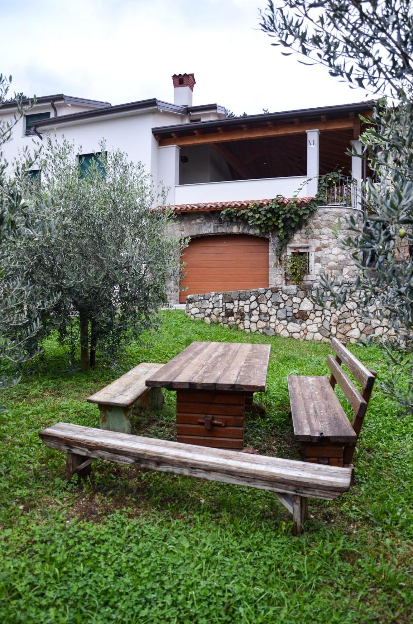 Apartmaji Tanto Malovse Crnice المظهر الخارجي الصورة